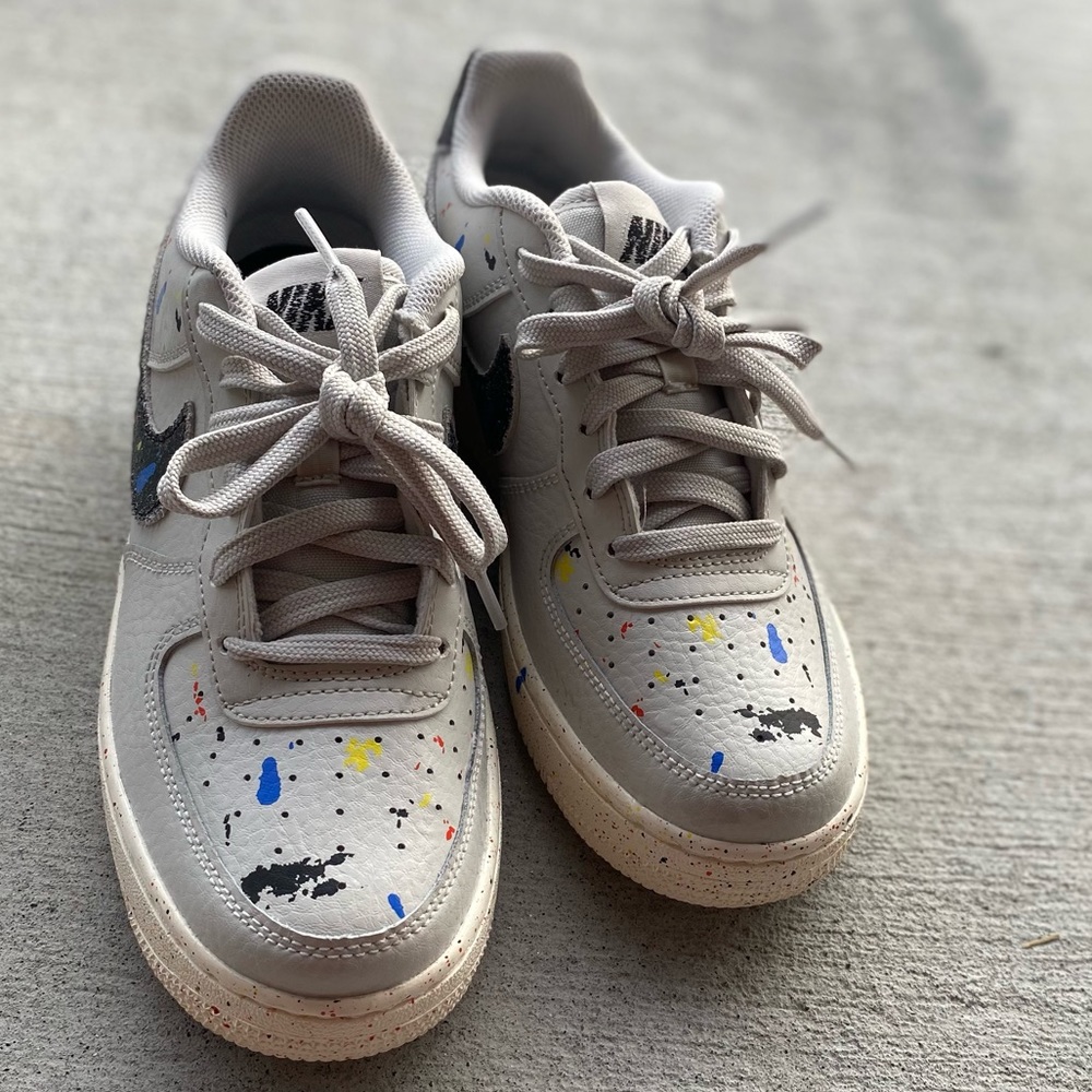 Air Force 1 paint splatter